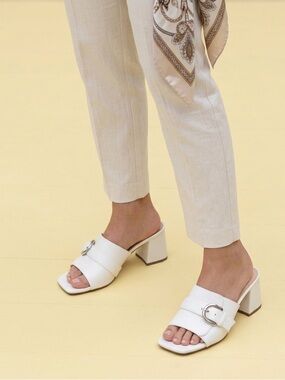 Woman sandals
